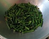 Foto langkah ke 2 dari resep 347. Tumis Kacang Panjang Rebon.