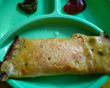 A picture of step 3 of Besan ka cheela.