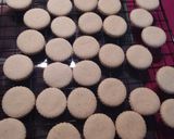 Foto del paso 4 de la receta: Saludables alfajores con dulce de dátiles