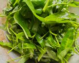 Gambar langkah 3 resipi Kangkung Goreng Belacan Rencah Sotong.