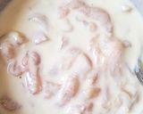 Foto langkah ke 2 dari resep Ayam goreng saus Inggris.