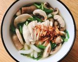 Hình bước làm 4 của món Bánh Canh Gà Nấm Hẹ