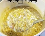 Foto langkah ke 4 dari resep Sup Jagung Kepiting (Egg Drop Soup).