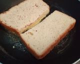 Foto langkah ke 3 dari resep Cinnamon cheese french toast.