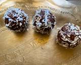 Raw Chocolate Fudge Balls recipe step 4 photo