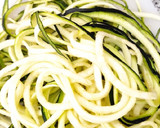 Foto del paso 2 de la receta: Pasta de zucchini 😋 con tomate cherry
