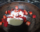 Foto del paso 6 de la receta: Panacota de coco con coulis de fresa con mezcal🍓🥄