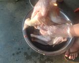 Hình bước làm 2 của món Gà hấp sả ớt