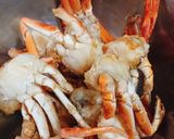 Hình bước làm 2 của món Pha muối dùng cho rang muối