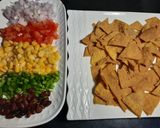A picture of step 2 of Healthy nachos salad.