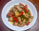 Foto langkah ke 5 dari resep Tumis Pindang Tongkol.