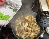 Foto del paso 4 de la receta: Setas al ajillo