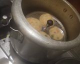 A picture of step 3 of Veg idli.