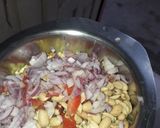 A picture of step 2 of Sprauts bhel.