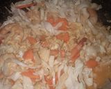 Foto langkah ke 3 dari resep Nasi goreng pedas.