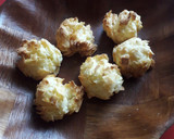 Foto del paso 1 de la receta: Cocadas Caseras