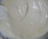 Foto langkah ke 2 dari resep Marmer Cotton Cupcake.