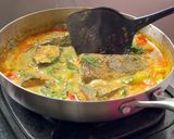 Foto langkah ke 4 dari resep Gulai ikan kemangi.