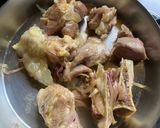 A picture of step 2 of Gosht Qorma.