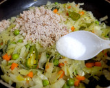 கல்யாண வீட்டு முட்டைகோஸ் பொரியல் (cabbage poriyal recipe in Tamil) ரெசிபி ஸ்டேப் 3 புகைப்படம்