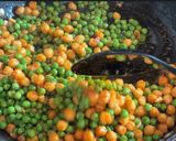 Foto del paso 3 de la receta Garbanzos con guisantes y huevo