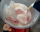 Foto langkah ke 4 dari resep Es Cocopandan Fresh Milk.