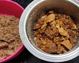 खमंग खुसखुशीत तिळगुळ पोळी. (Tilgul Poli Recipe In Marathi) रेसिपी स्टेप 5 फोटो 