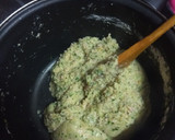 Foto del paso 2 de la receta: Croquetas de embutidos y aceitunas verdes