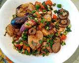 Pan-seared baby potatoes #comfort food# recipe step 4 photo