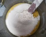 A picture of step 3 of Italian tea cake.