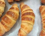 Hình bước làm 1 của món Bánh croissant bơ