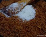 Foto langkah ke 5 dari resep Ketan serundeng pedas manis gurih praktis.