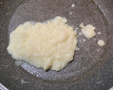 Foto del paso 4 de la receta: Tarta de acelga y pasas