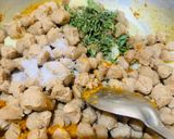 A picture of step 2 of Soya chunks and Aloo masala.