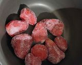 Foto del paso 2 de la receta: Copa Festejo #200 Frutillas 🍓 arándanos y cerezas 🍒