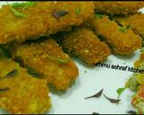 A picture of step 4 of Egg fingers.