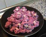 Foto del paso 2 de la receta: Coliflor morada con dátiles