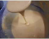 A picture of step 2 of Namkeen Boondi.