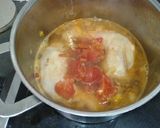 Une image de l'étape 3 de Poulet paprikash.