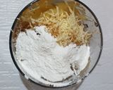 Foto langkah ke 2 dari resep Potato Cheese Button.