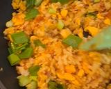Foto langkah ke 4 dari resep Nasi Goreng Kencur - Teri.