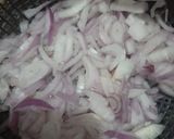 A picture of step 1 of Pyazi pakora.