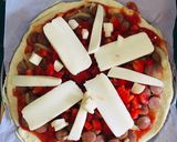 Foto langkah ke 5 dari resep Sausage Pizza Simple.