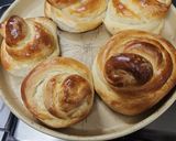 Foto del paso 13 de la receta: Pancitos con crema en forma de torres