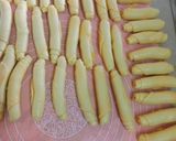 Hình bước làm 4 của món Bánh trung thu ngàn lớp nhân mochi chà bông trứng muối