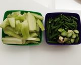Foto langkah ke 1 dari resep Sayur Labu Kacang Panjang Dipeuteuyan.
