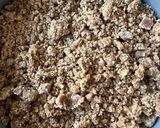 A picture of step 5 of Pear Crumb Cake.