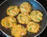 A picture of step 4 of Pumpkin Flowers Tikki.