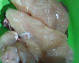Foto langkah ke 1 dari resep Steak ayam saus manis gurih untuk anak 2 thn ok.