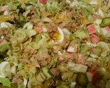 Foto del paso 2 de la receta: Ensaladilla de pasta tricolor festiva